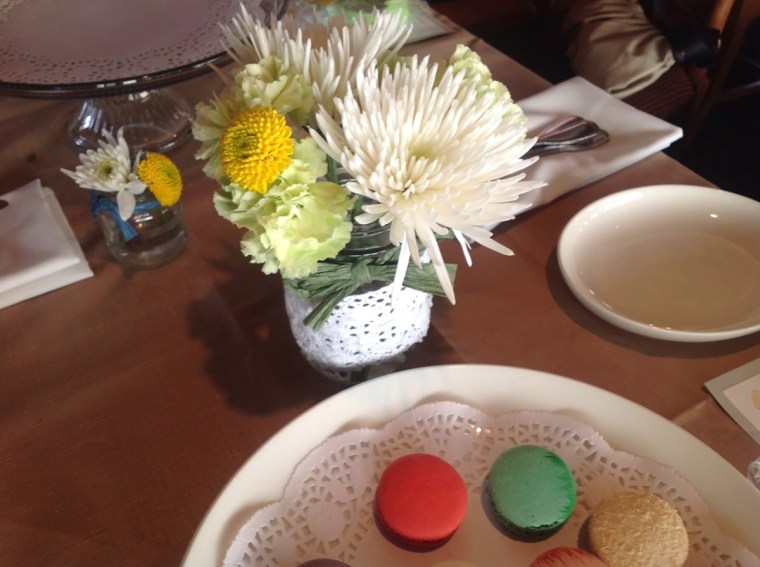 babyshower-masonjar-centerpiece