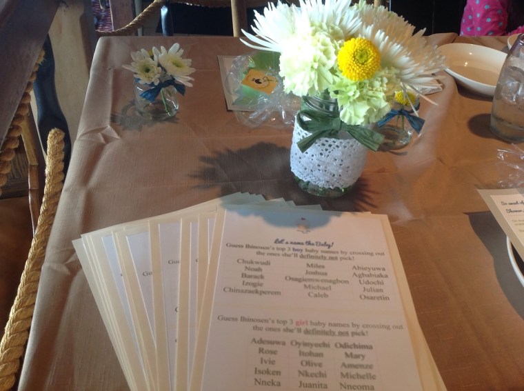 custom babyshower game-stationery