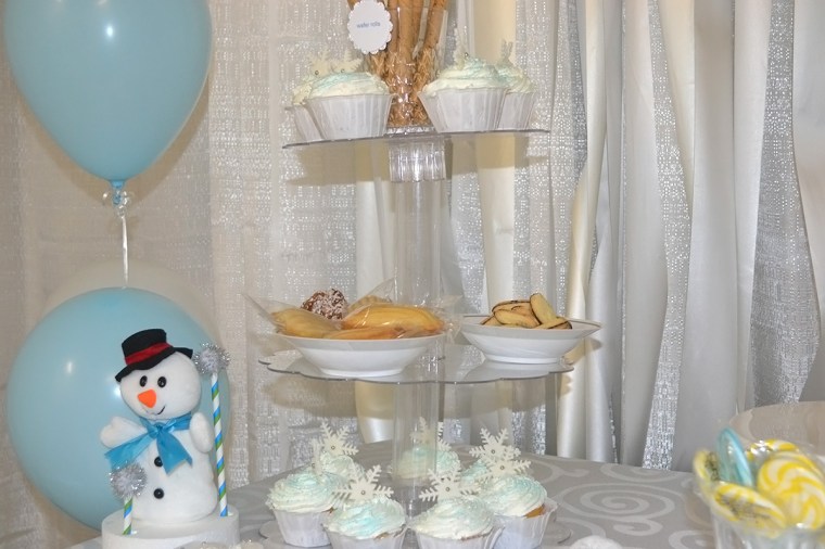 winter wonderland birthday cupcake stand