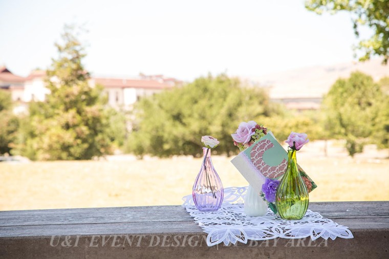 outdoor rustic shabby chic centerpiece