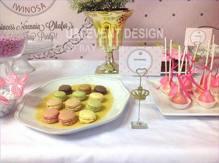 pink dessert table sign macarons cakepops