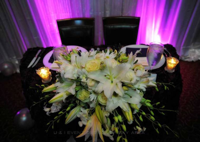 sweet heart table floral centerpiece at harris restaurant san francisco bay area wedding reception venue